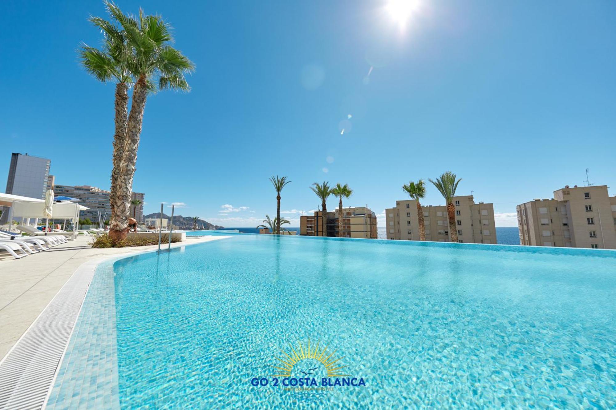 Sunset Cliffs Deluxe Apartment Benidorm Exterior photo